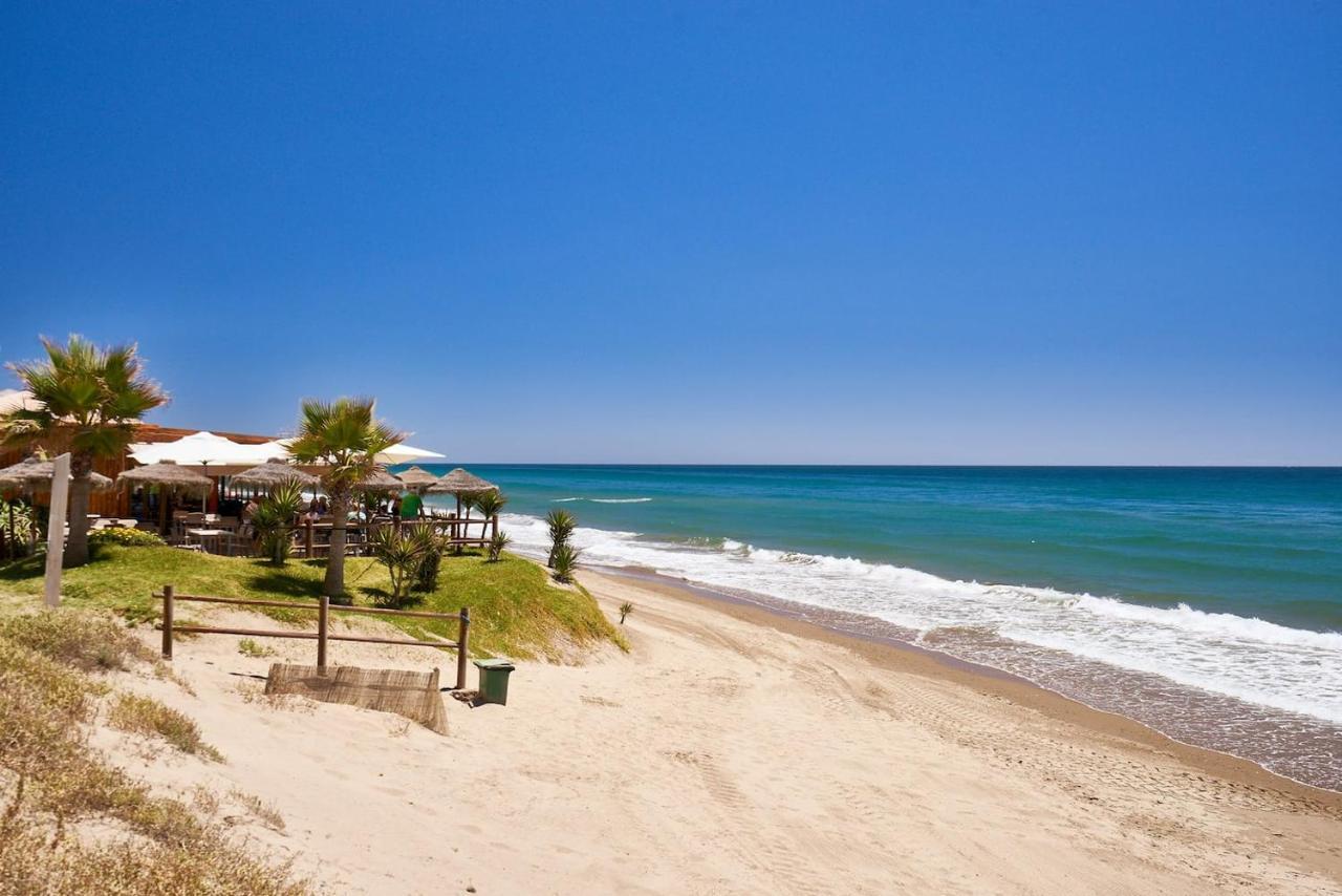 Апартаменты Oleholidays Romana Playa 223 Primera Linea Playa Марбелья Экстерьер фото
