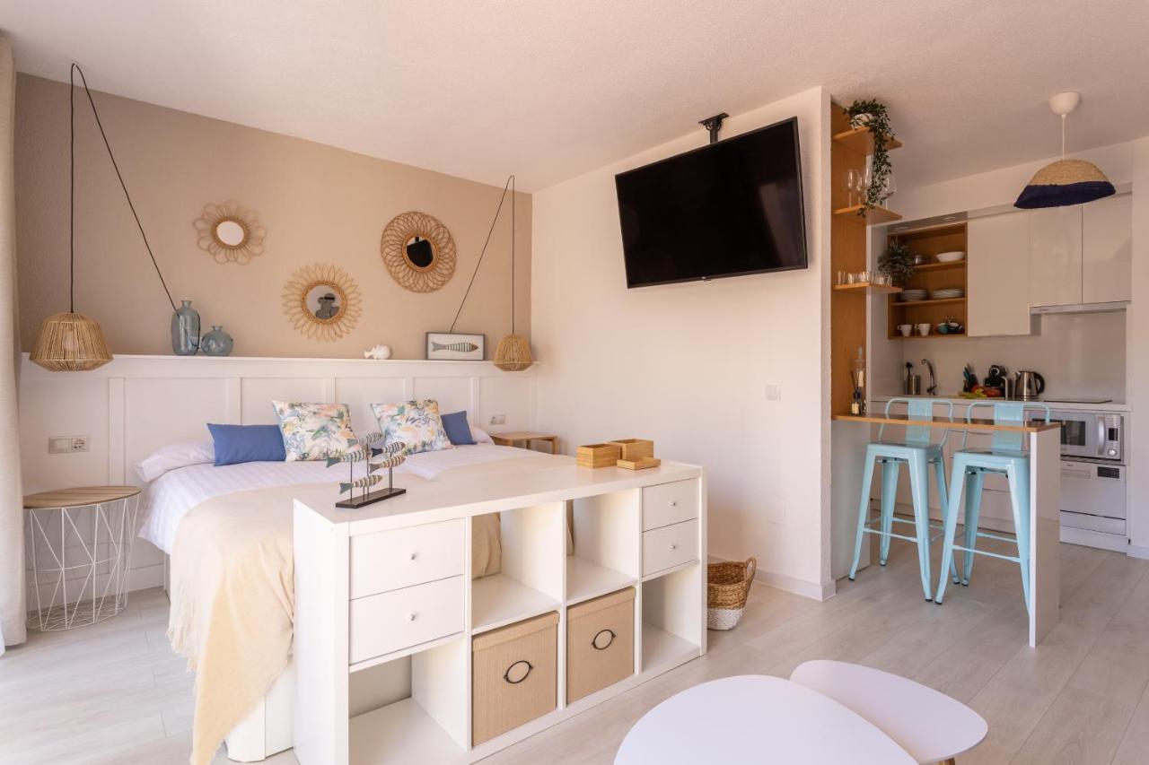 Апартаменты Oleholidays Romana Playa 223 Primera Linea Playa Марбелья Экстерьер фото